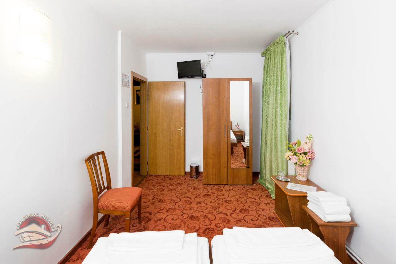 Отель Casa Dealul Melcilor Брашов Экстерьер фото